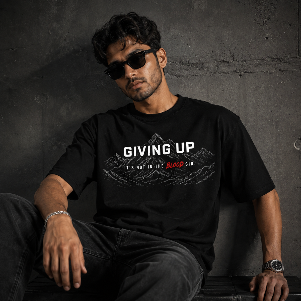 Never Give Up | Oversized Tee